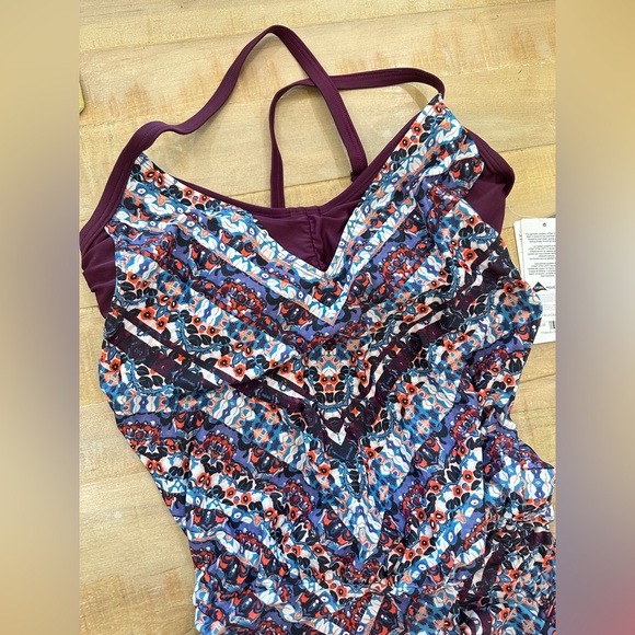 ATHLETA Marrakech Side Scrunch Tankini NWT bikini swim top - Picture 9 of 15